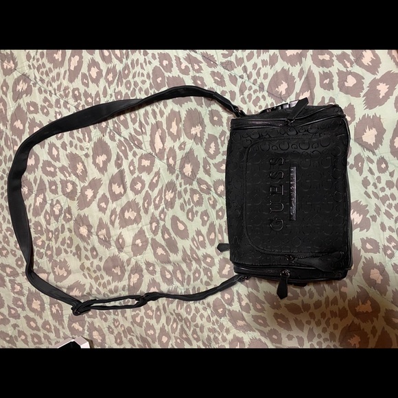New without tag guess bag - Picture 1 of 2